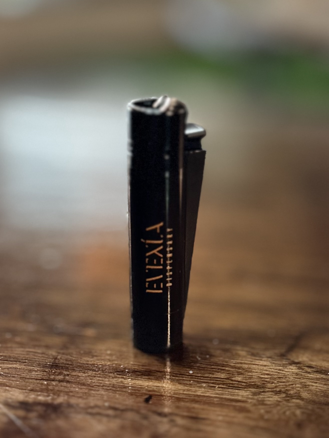 EVEXÍA Dispensary Lighter